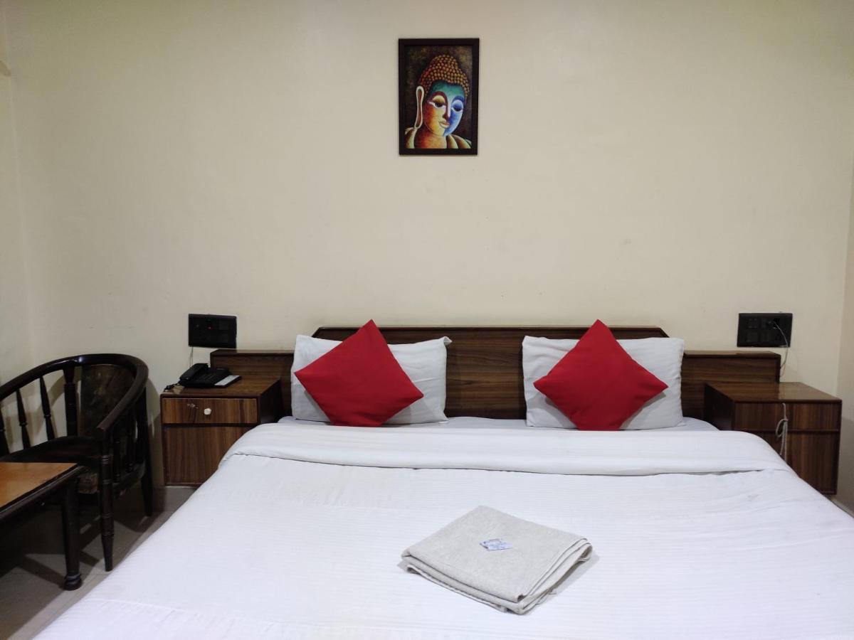 Hotel Royal Chamba  Eksteriør billede